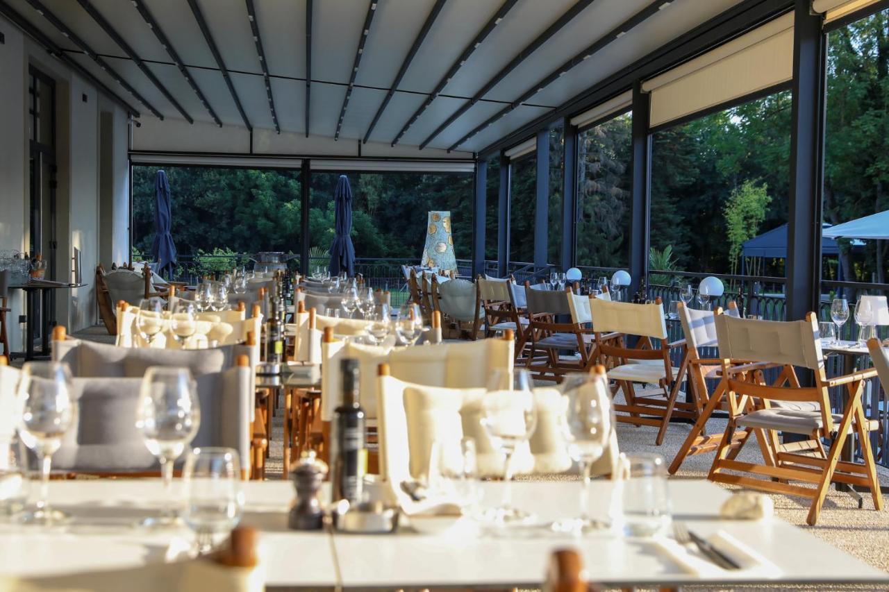 فندق Sequoias Golf & Ressort Ruy-Montceau المظهر الخارجي الصورة